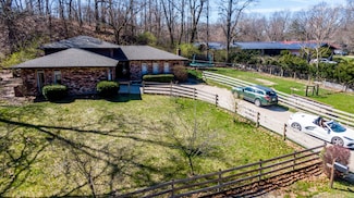 7849 Hemlock Ave, Gary, IN 46403
