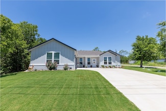 5523 Firewood Trail, Granbury, TX 76048
