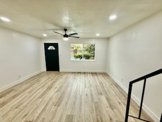 4136 N Thesta St Unit 31, Fresno, CA 93726