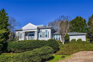 2901 Club Place, Gainesville, GA 30506
