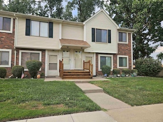 17459 Utica Oaks Ln Unit 29, Roseville, MI 48066