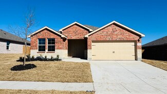 364 Wildrose Cir, Cleburne, TX 76033