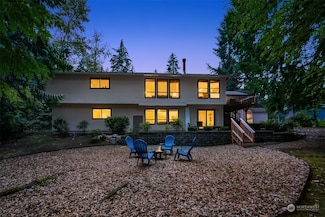 6906 237th Ave NE, Redmond, WA 98053