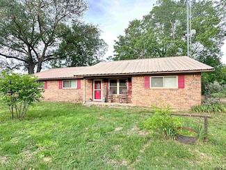 812 Walters St, Frankston, TX 75763