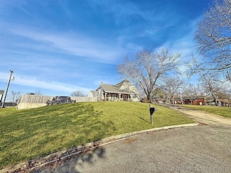 201 Sandy Cir, Tahlequah, OK 74464