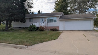 708 Willow St, Mapleton, IA 51034