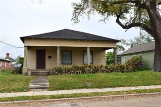 607 Iris St, Lake Charles, LA 70601