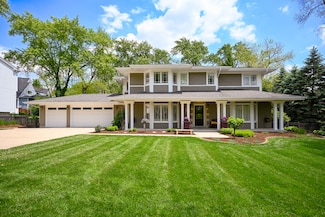 33 Sunset Ave, Glen Ellyn, IL 60137