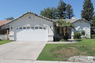 5311 Sugar Pine Dr, Bakersfield, CA 93313
