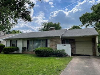 1903 S Virginia Ave, Springfield, MO 65807