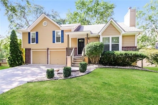 1321 NE Quail Walk Dr, Blue Springs, MO 64014