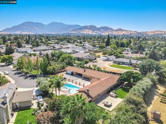 1850 Karas Ct, Concord, CA 94521