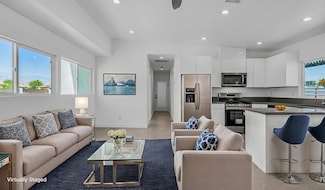 567 W Sunview Ave, Palm Springs, CA 92262
