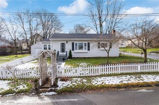 1074 North Ct, Barberton, OH 44203