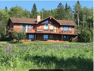 208 Village Rd, Fort Kent, ME 04743