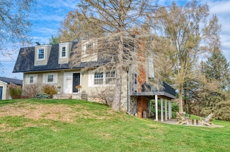 3500 Jeanette Dr, Chelsea, MI 48118