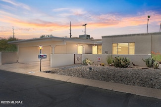 1075 N Caribe Ave, Tucson, AZ 85710