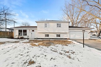 3500 W 76th Ln, Merrillville, IN 46410