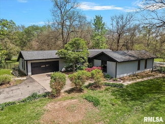 454 Brian Ln Unit 1, Dawson, IL 62520