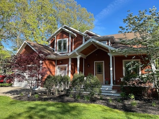 46306 Station Rd, New Buffalo, MI 49117