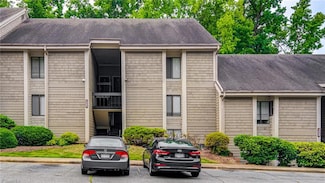 1508 Benjamin Pkwy Unit C, Greensboro, NC 27408