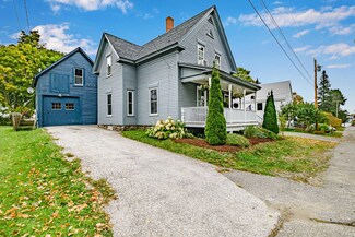 29 Hill St, Rockland, ME 04841
