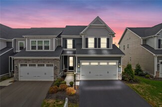 306 Spruce Ln, Canonsburg, PA 15317