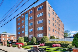 215 Massachusetts Ave Unit 36 (21), Arlington, MA 02474
