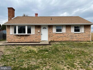 123 Stamm Blvd, New Castle, DE 19720