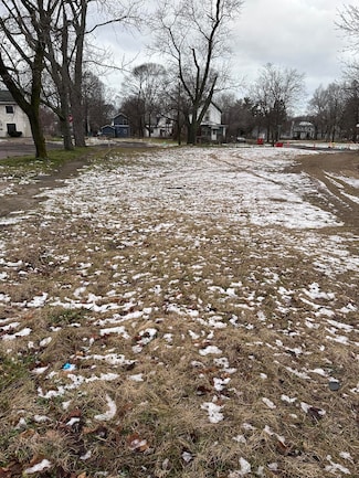 407 Clay St, Benton Harbor, MI 49022