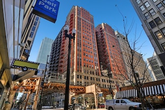 208 W Washington St Unit 1010, Chicago, IL 60606