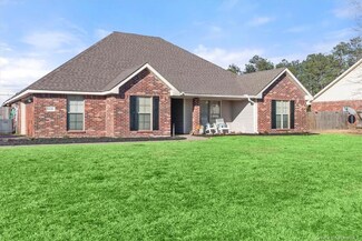 1616 N Michael Square, Lake Charles, LA 70611