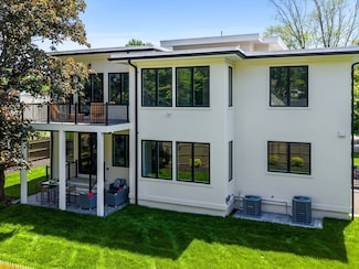 55 June Ln, Newton Center, MA 02459