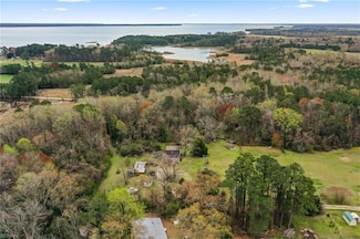 4948 Water View Rd, Water View, VA 23180