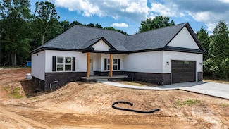 2333 Ellen St, Granite Falls, NC 28630
