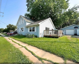 1807 Bond St, Green Bay, WI 54303