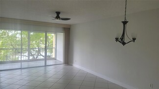 6091 NW 61st Ave Unit 310, Tamarac, FL 33319