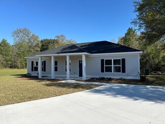 2008 Charleston Place, Bainbridge, GA 39817
