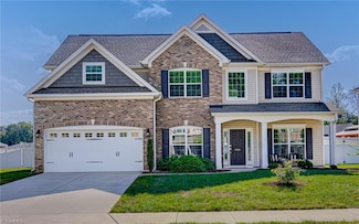 5793 Highland Grove Dr, Summerfield, NC 27358