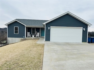 511 Mcnair St, New Haven, MO 63068