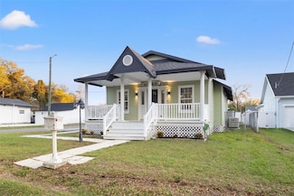 409 E Cluster Ave, Tampa, FL 33604