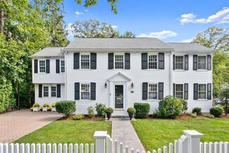 1807 Commonwealth Ave, Auburndale, MA 02466