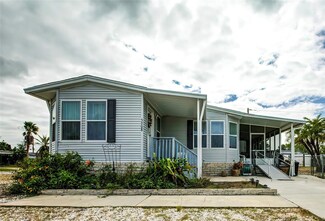 5208 River Birch Ave, Holiday, FL 34690