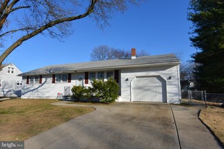 333 Lincoln Ave, Paulsboro, NJ 08066