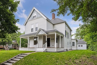 518 W 32nd St, Minneapolis, MN 55408
