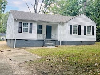 3960 E Whitehaven Park Cir, Memphis, TN 38116