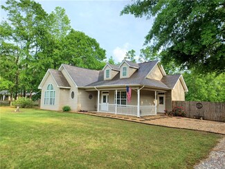 210 Lee Road 2054, Opelika, AL 36804