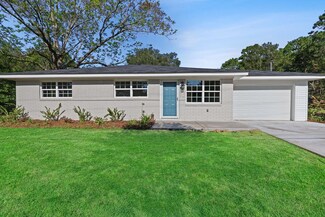 924 Seven Oaks Rd, Jesup, GA 31546