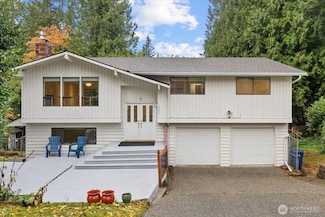 12020 NE 66th St, Kirkland, WA 98033