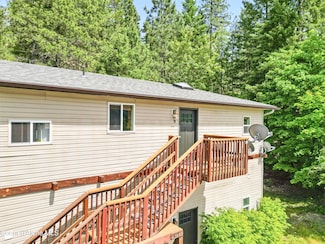 43143 Riverview Dr Unit 9, Kingston, ID 83839